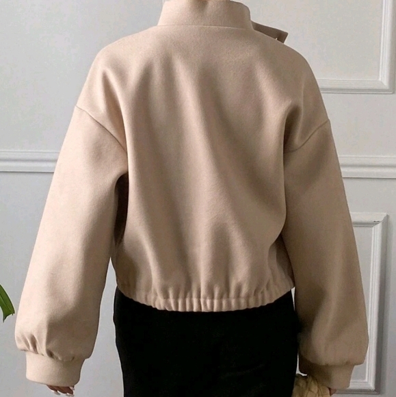 Solid Color Stand Collar Pocket Short Jacket For Women - Picture 2 of 7